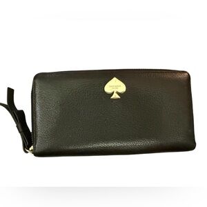 Kate Spade Continental Pebbled Leather Wallet in Black